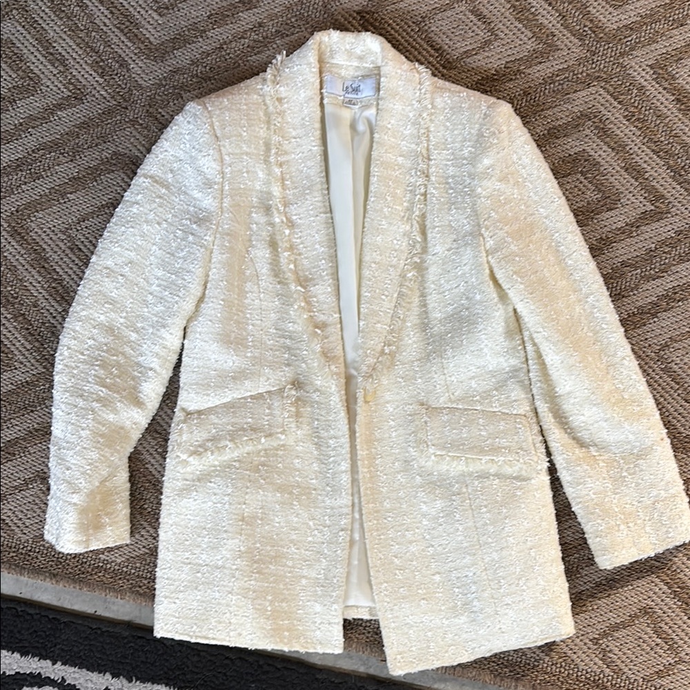Elegant Cream Women's Jacket
